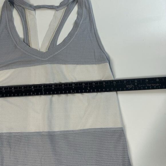 Lululemon Pedal To The Medal Singlet Tank Top Keyhole Back Gray Cream Size 8 - Picture 4 of 7